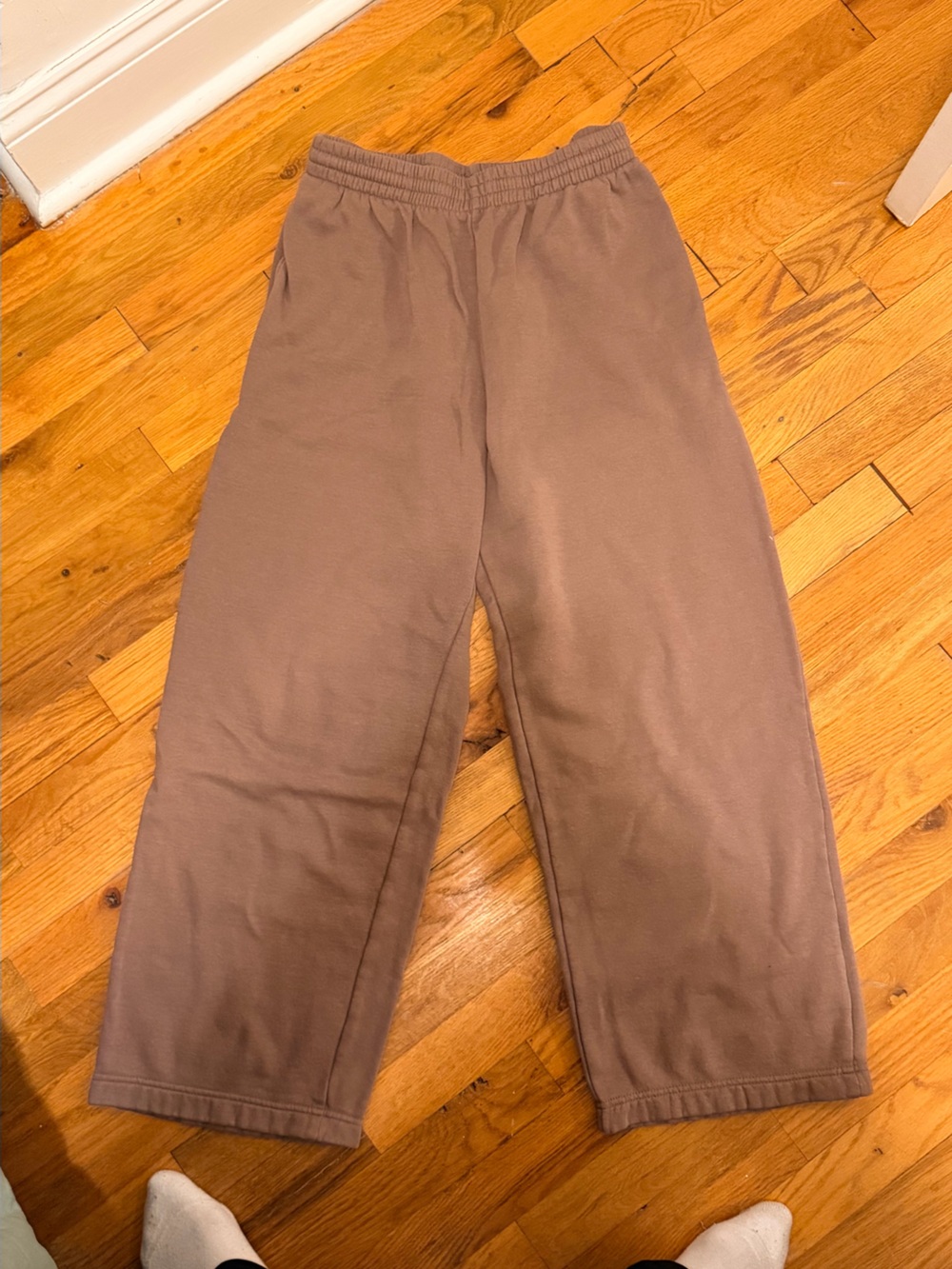 Women’s brown wide leg sweatpants